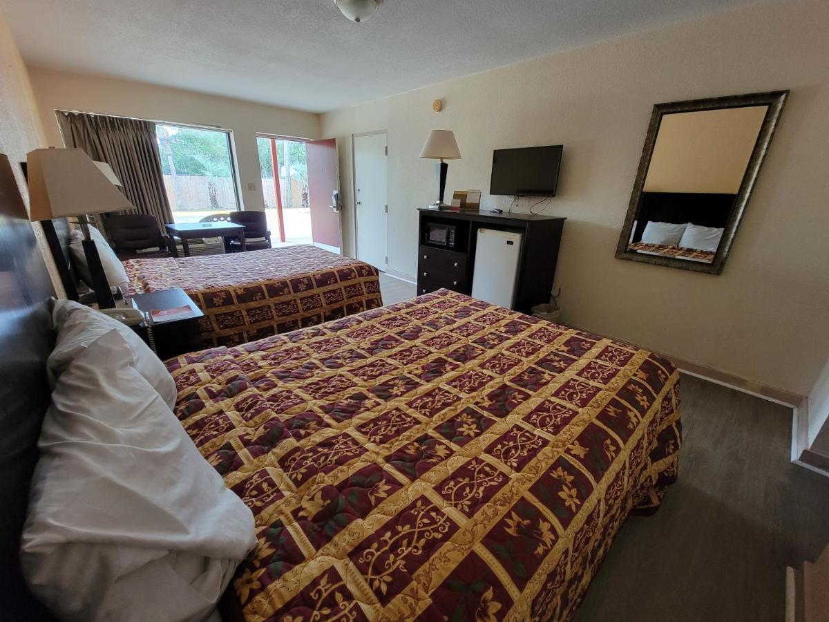 Twin Star Lodge Biloxi Bagian luar foto