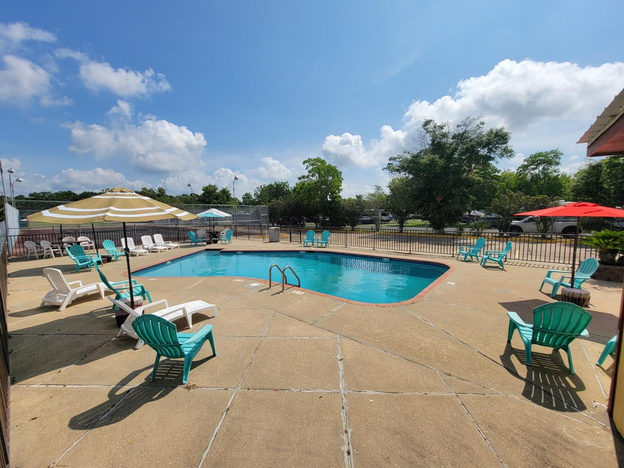 Twin Star Lodge Biloxi Bagian luar foto