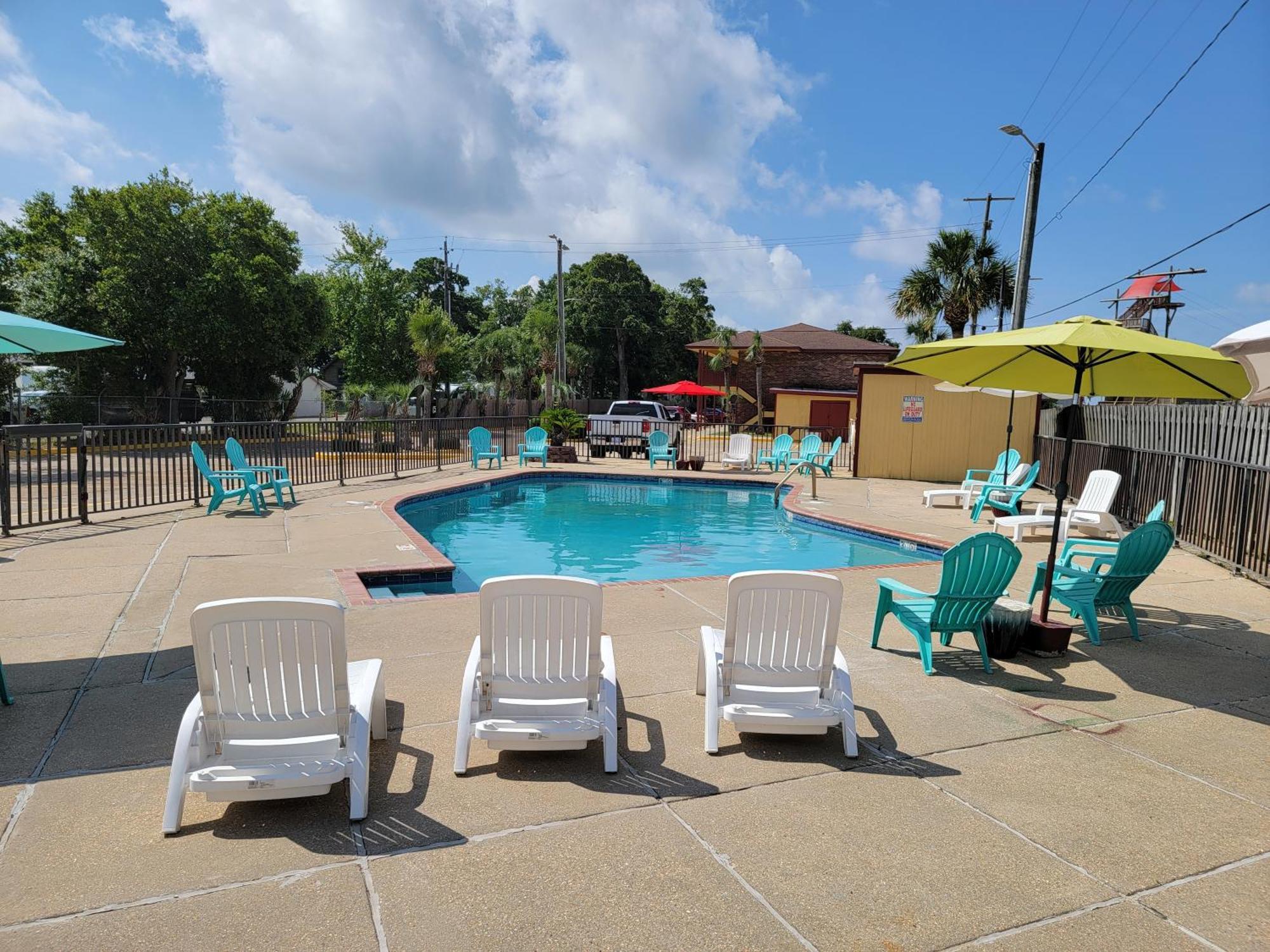 Twin Star Lodge Biloxi Bagian luar foto